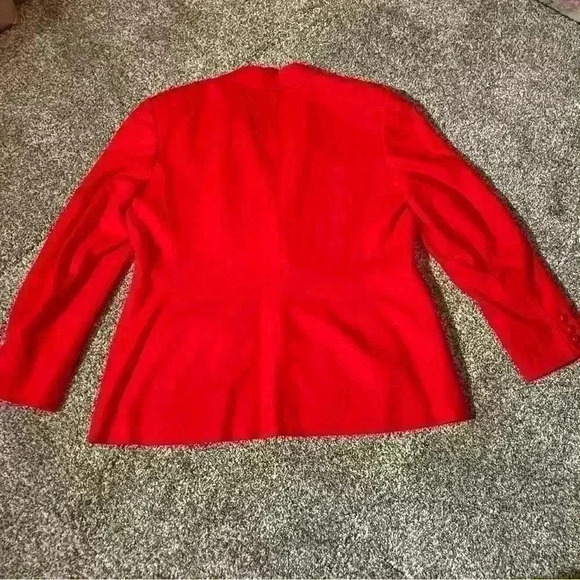 Vintage Pendelton Women's Red Blazer 100% Virgin Wool Size 14 Lined, Buttons - Picture 15 of 16